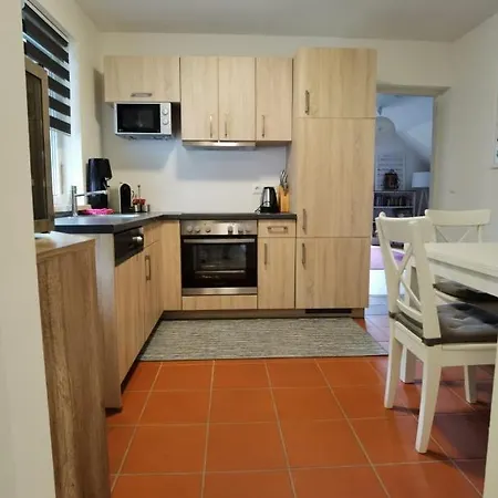 Eckberger Weinstrasse 139 *