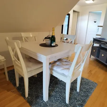 Appartamento Eckberger Weinstrasse 139 *