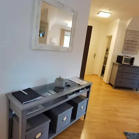 Eckberger Weinstrasse 139 Appartement *