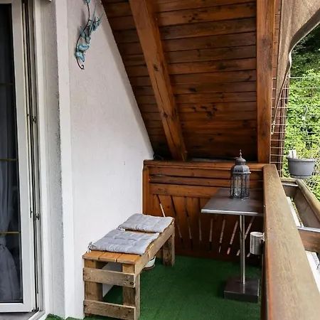 Eckberger Weinstrasse 139 Apartment