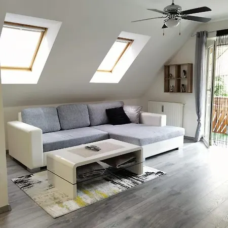 Apartment Eckberger Weinstrasse 139 *