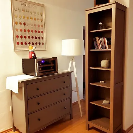 Daire Eckberger Weinstrasse 139 *