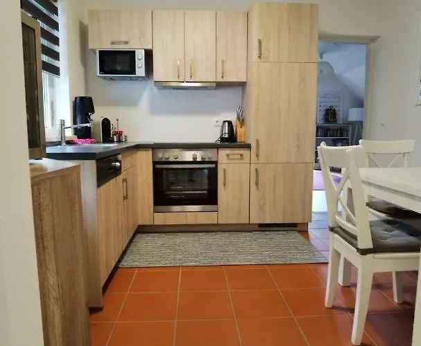 Eckberger Weinstrasse 139 *