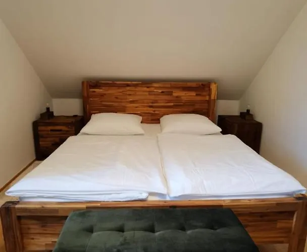 Eckberger Weinstrasse 139 Apartamento