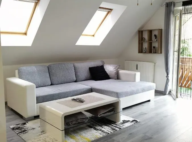 Appartement Eckberger Weinstrasse 139 *