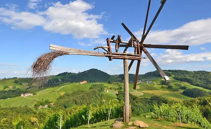 Eckberger Weinstrasse 139