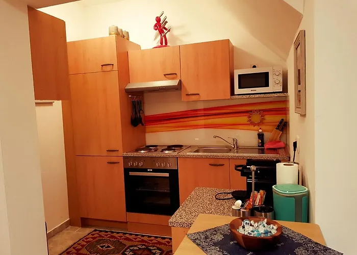 Eckberger Weinstrasse 139 *